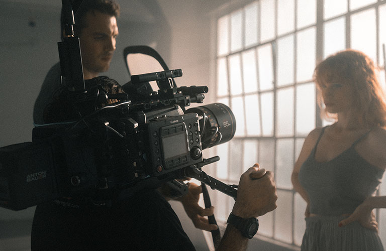 Кто во Владимире пишет сценарии для известных российских фильмов и сериалов?