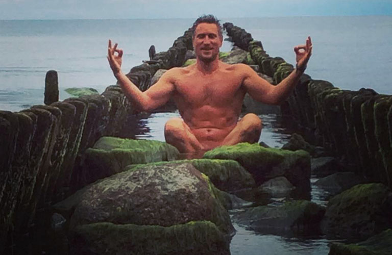 Исповедь Дениса Лебедева. Про первый секс, бывших и вскрытые переписки