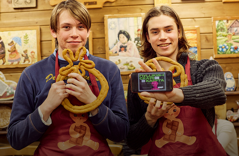 А кто платить будет? Пушкин! Владимирские студенты в гостях у Пряника Павлика!