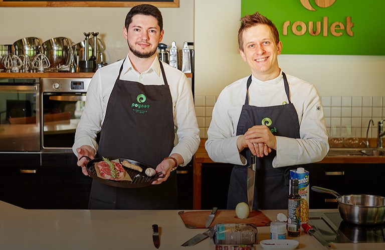 Открываем сезон барбекю стейками с секретным ковбойским соусом