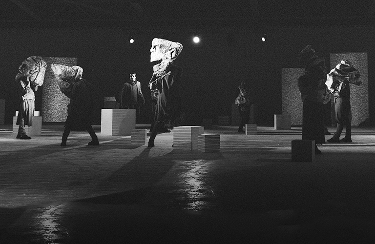 «Ты — начало всего»: фоторепортаж с премьеры «Смешных человечков» на владимирском льду