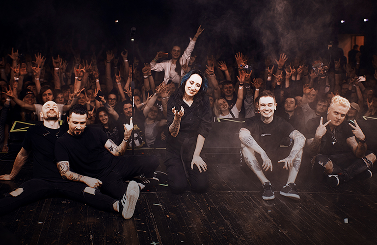 Концерт LOUNA во Владимире: неистовая энергия настоящего рока!