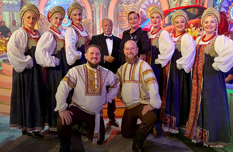 Владимирцы спели в шоу «На кухне всей страной» и станцевали в программе «Поле чудес»