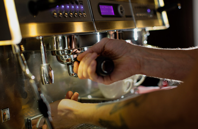 Во Владимире открылся бар, где можно дегустировать продукты и смотреть на звезды