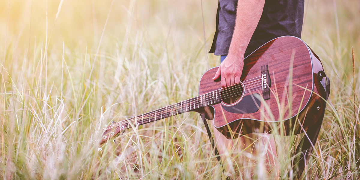 Госпел и бодрая альтернатива в июльских релизах местных музыкантов