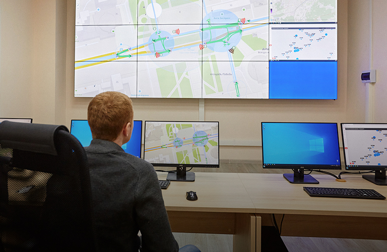 «Большой брат» против пробок: как работает Центр управления интеллектуальной транспортной системой