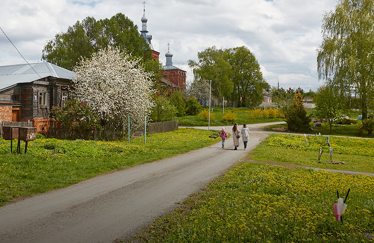 Сказочная Суромна, или Прогулка по живописным улочкам села с более чем 500-летней историей
