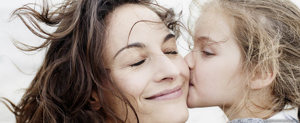  Фестиваль “Мамина радость”: выживание в роддоме, детские войны, фитнес и диета