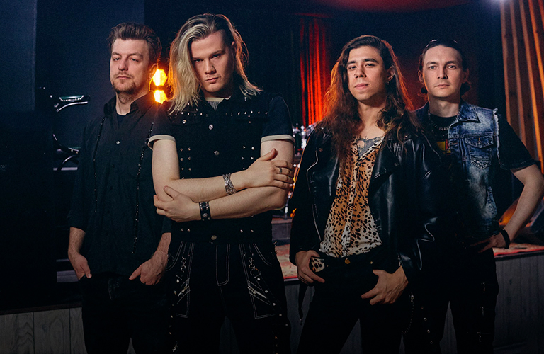 Продать квартиру, чтобы выпустить альбом, или «Новая эра» в жизни владимирских рокеров