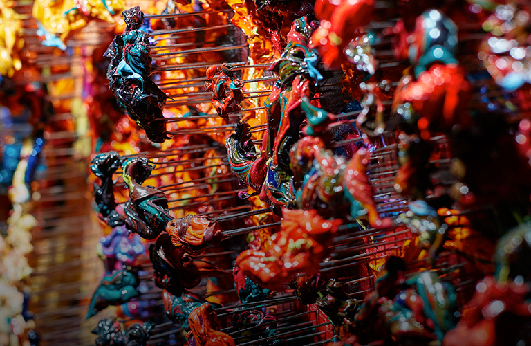 3D-картины из гвоздей импровизиониста из Владимира и его ню-арты, выставленные за десятки тысяч евро в Австрии