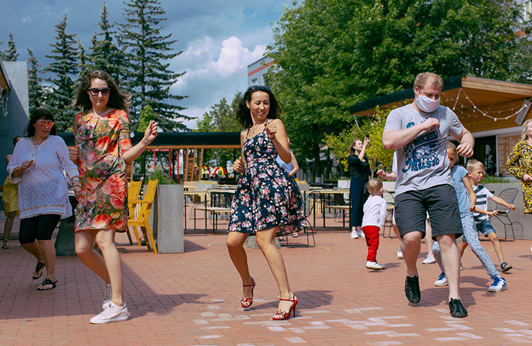 Сальса под сальце: опен-эйры для желающих похудеть без отрыва от обеда