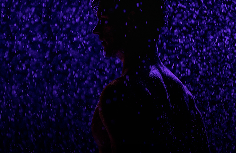 «Шоу под дождем» и русский рок в исполнении хора — карусель из эмоций в столице 33-го региона