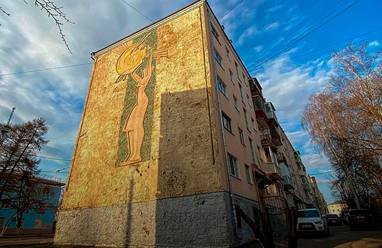 Жилые дома как произведения искусства: откуда взялась мозаика и куда пропадает