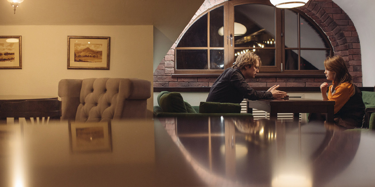 Музыкант, который делает тяжелую адаптацию фольклорных мотивов