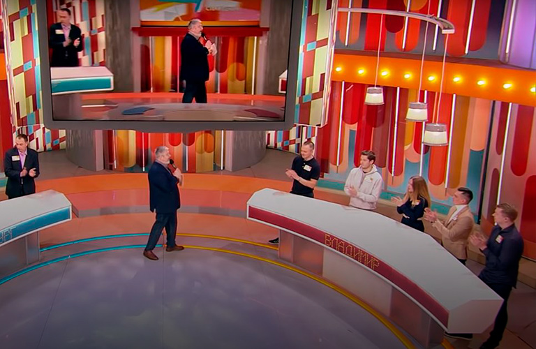 Пятеро брейк-дансеров из Владимира лихо сыграли в «100 к одному»