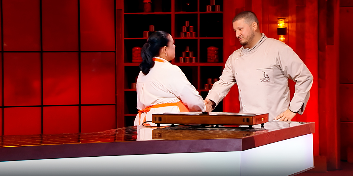 «Это карбонара по-флотски?» Ренат Агзамов подшутил над участницей из 33-го региона