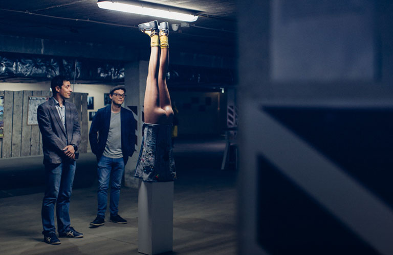 Секс, провокация и скандал: Современное искусство во Владимире – полный OUT