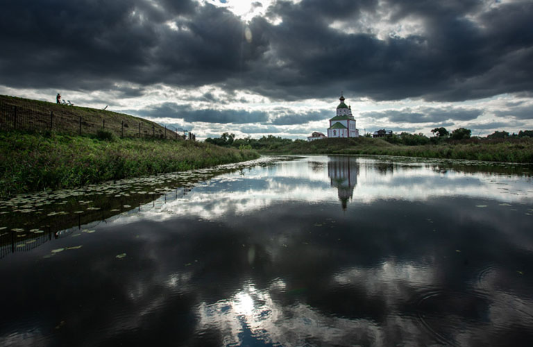 Илья Варламов высмеял Суздаль