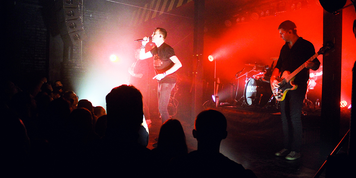 Сложный разговор со слушателями, неистовое месиво и катарсис на концерте группы Lumen во Владимире