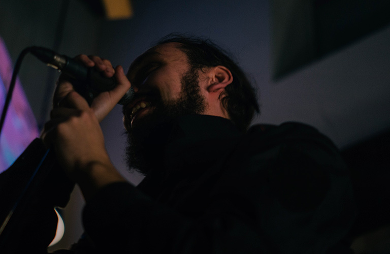 Владимирские локации плюс расстроенное фортепиано: автобиографический альбом «Зебра»