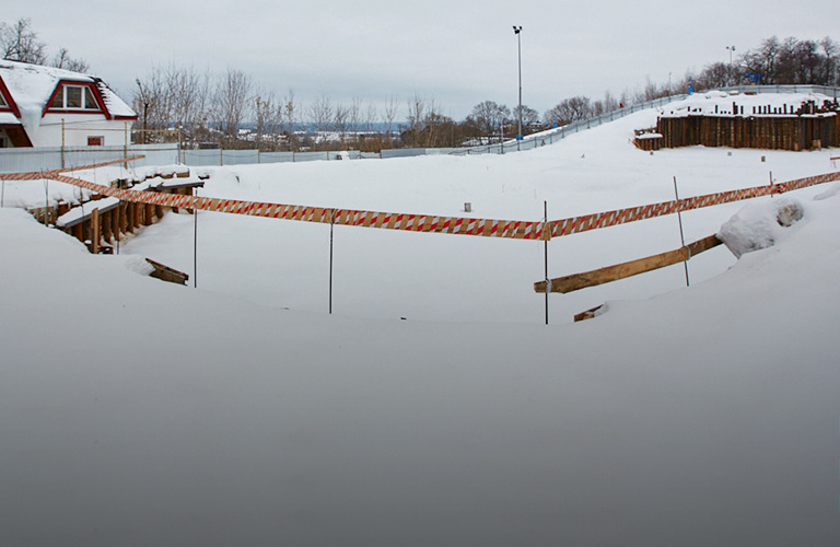 Замороженный «Леруа Мерлен» и застывший «Хилтон»: три строительных ожидания Владимира