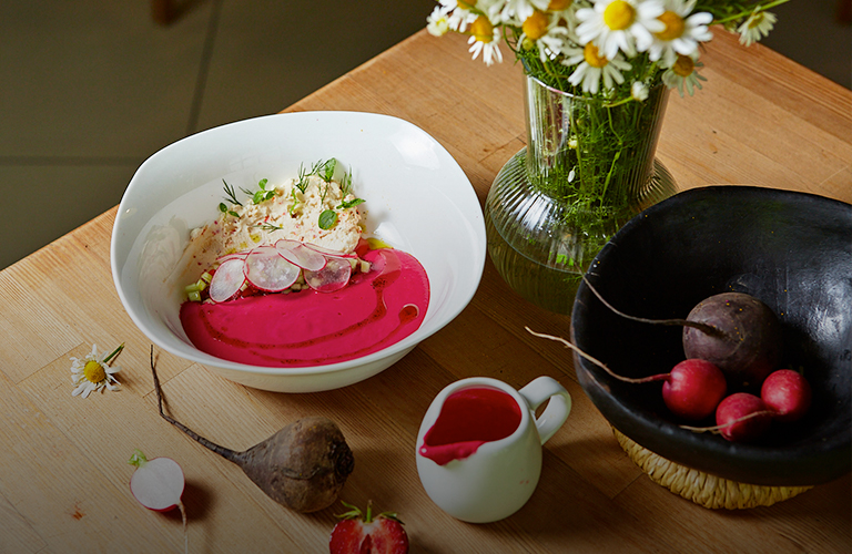 Пробуем краски на вкус. Владимирский реставратор приготовила летний кулинарный натюрморт