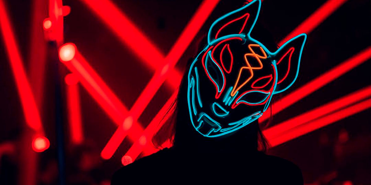 Маски, цепи, техно-саунд, или Как прошла 8-часовая вечеринка Hexagon во Владимире