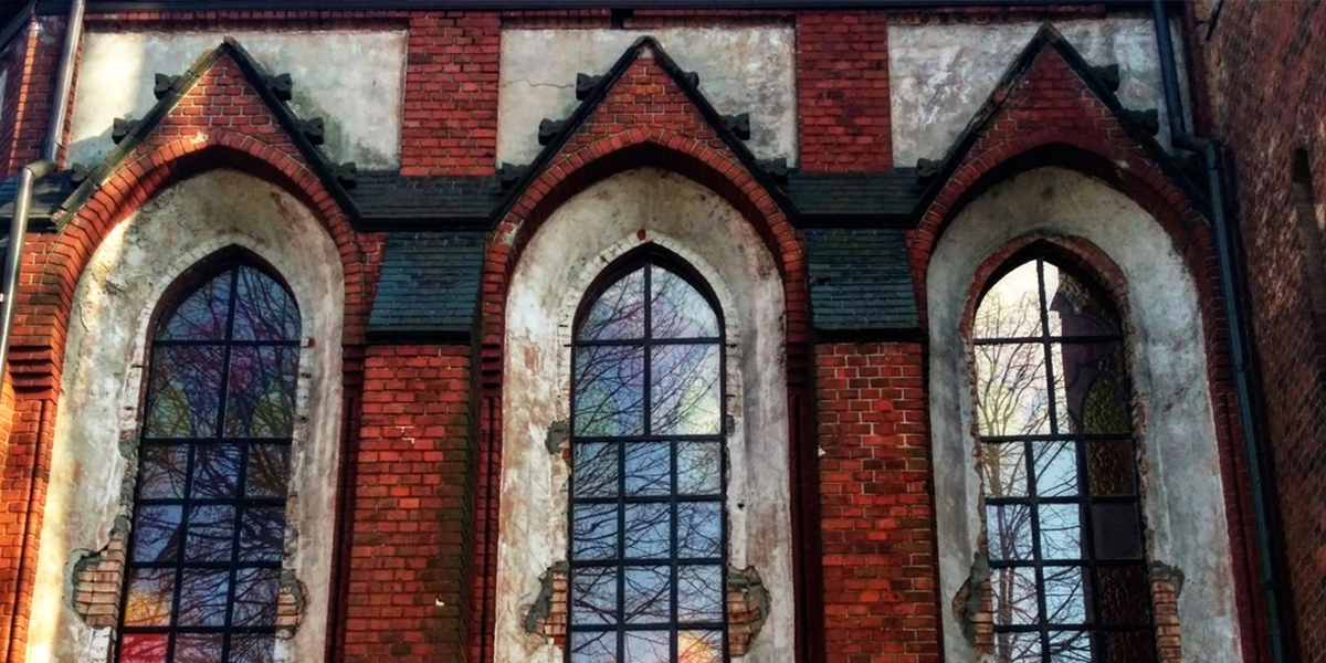 «Кадры из фильмов, которых нет». Архитектурные различия Владимира и Калининграда