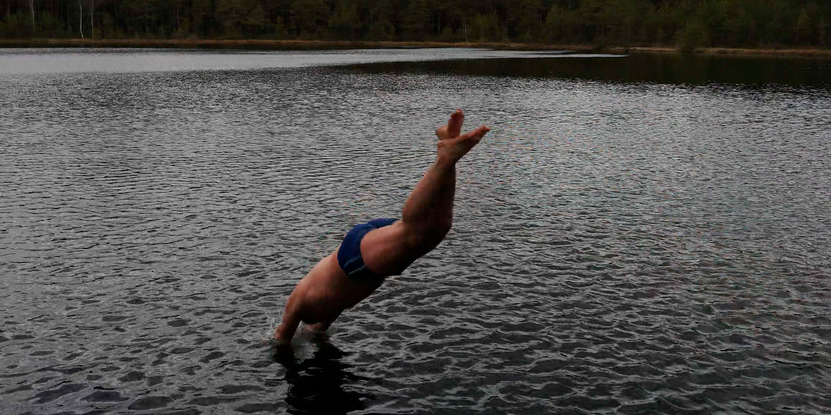 Холодненькая пошла: владимирские моржи и спортсмены открыли купальный сезон