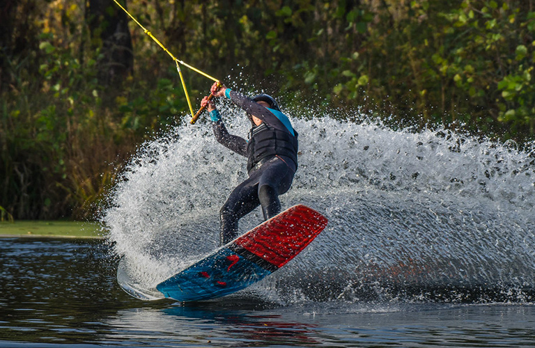Home Battle on wakeboards, или Соревнования по вейкбордингу в Загородном парке