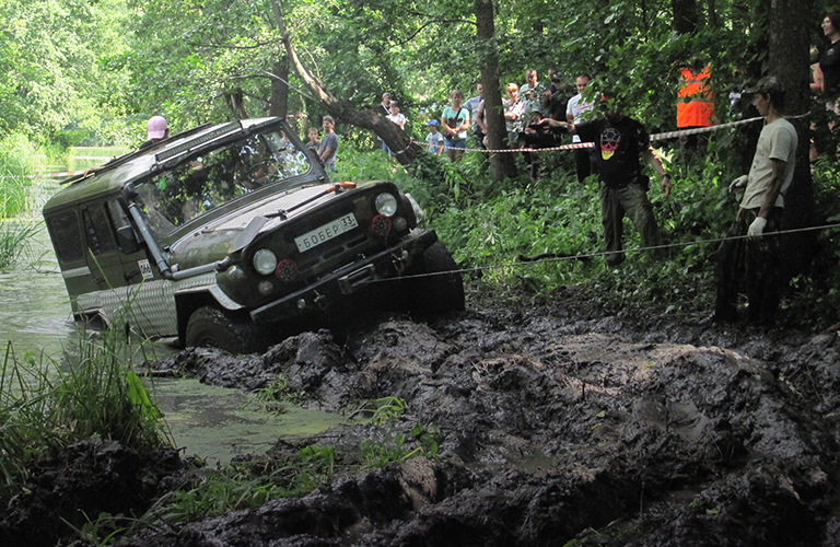 Ночные гонки с призраками на фестивале бездорожья «Мстёрские тропы»