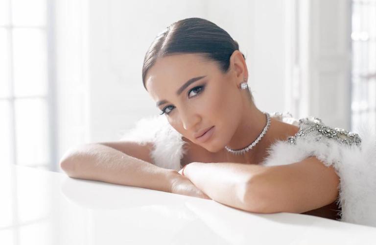 Лебедев пытается вернуть Бузову, а она его “динамит”