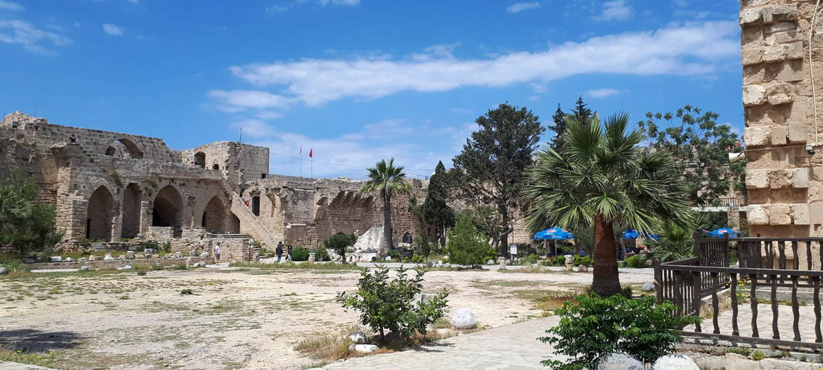 Наши на Северном Кипре: Предвыборное шоу и роскошные казино