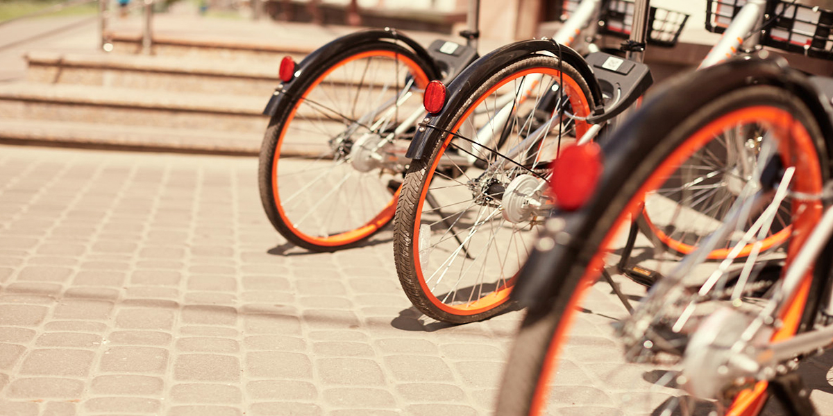 На смену приходит кикшеринг: новый сервис для проката самокатов и велосипедов в городе