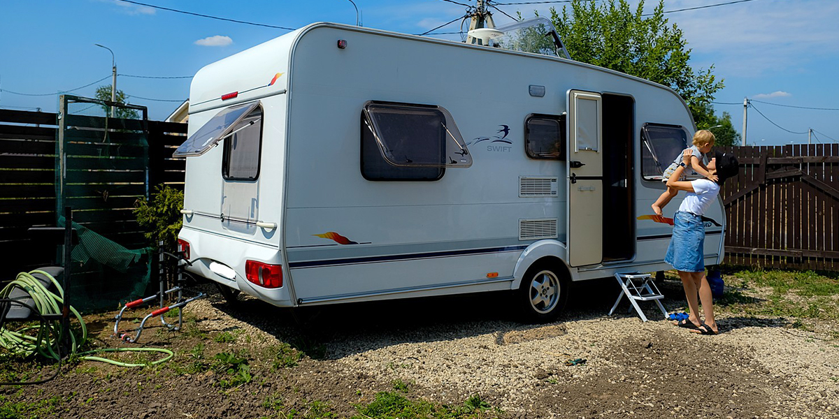 Путешествовать в европейском стиле: автономность и уют дома на колесах