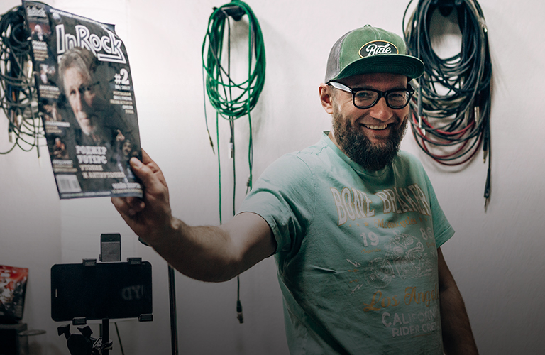 Новый альбом группы «Рекорд Оркестр» как способ войны с тьмой в людских сердцах