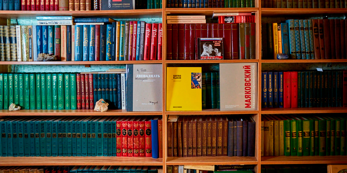 Роман с отсылками к Лавкрафту и труд о чете Ганшиных — литературная палитра Владимира