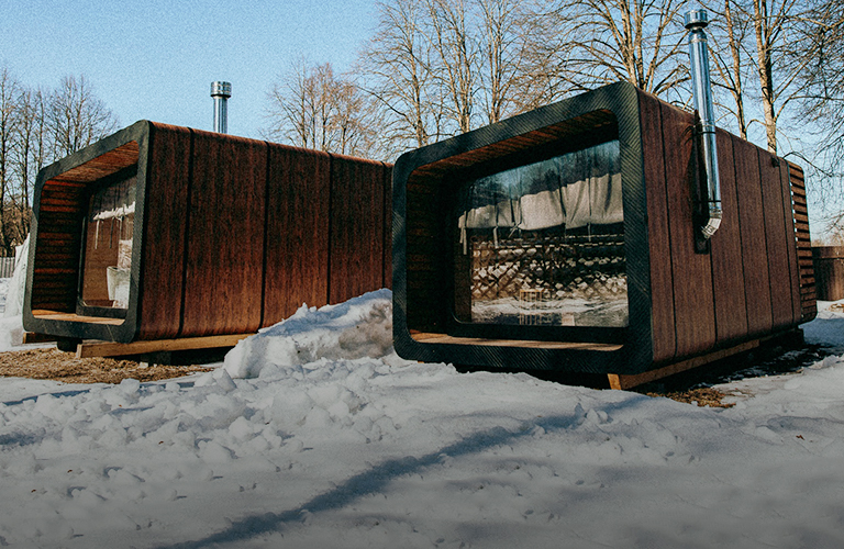 Камин и панорамные окна на 15 квадратных метрах. Усовершенствованная версия модульного дома