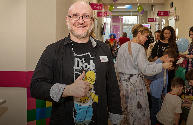 Ночь в клинике: как «Палитра» отпраздновала юбилей