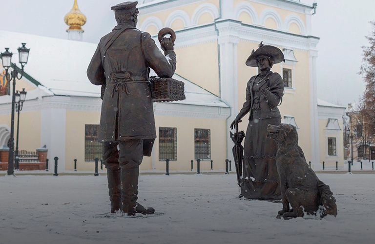 В Гусь-Хрустальном поселился бронзовый стеклодув, а в Муроме — извозчик, калачник и дама с собачкой