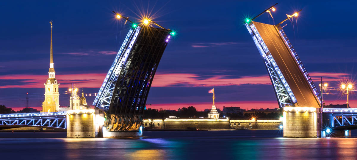 В Питере жить. Владимирцы о плюсах и минусах северной столицы