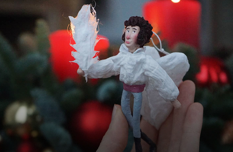 Пушкин с крыльями и театр ватных игрушек от художественной артели в Кузьмино