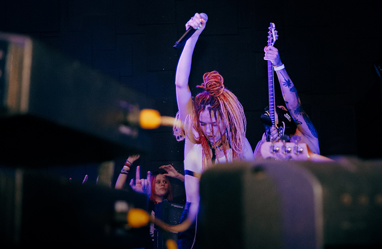 Слэм под музыку харизматичных юных леди: владимирцы о концерте «Кис-Кис»