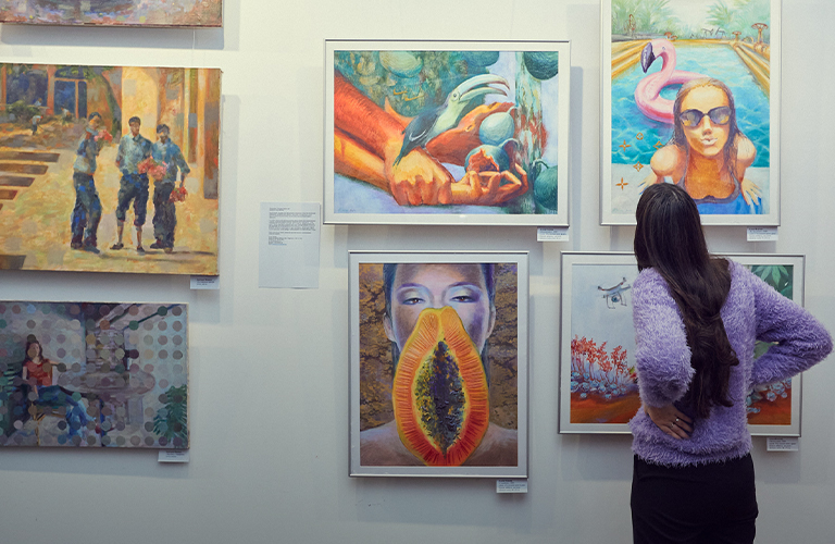 Виртуальное искусство пришло во Владимир, или Вернисаж с QR-кодами