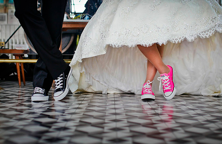 Снимаем маски! Играем свадьбу в новых реалиях