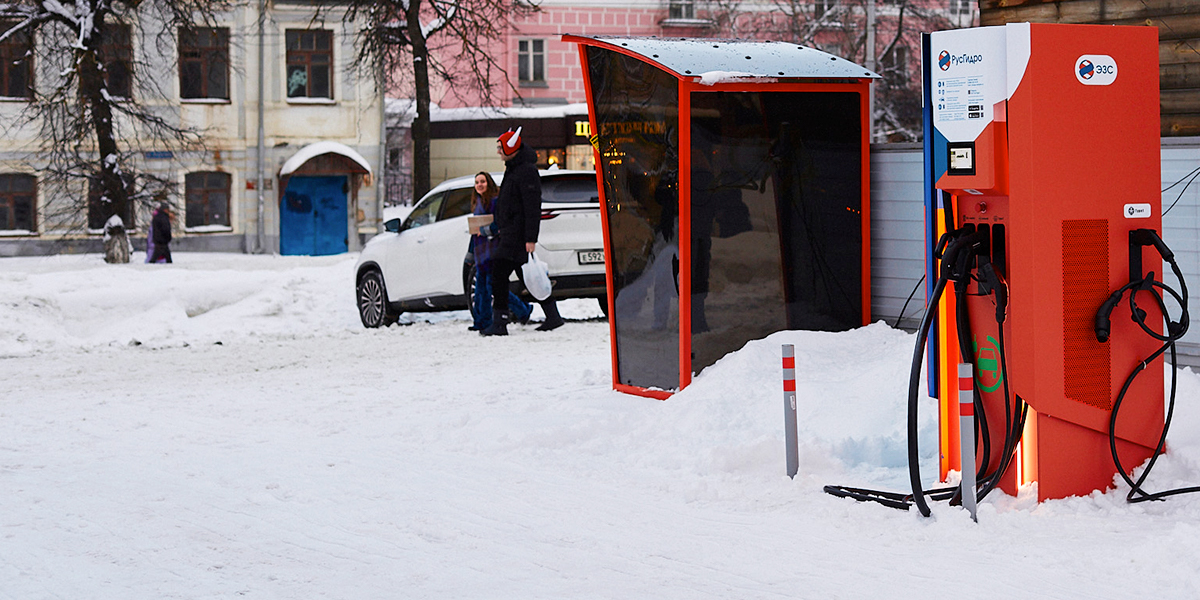 Проскочила искра. Новые зарядные станции для электротранспорта во Владимире
