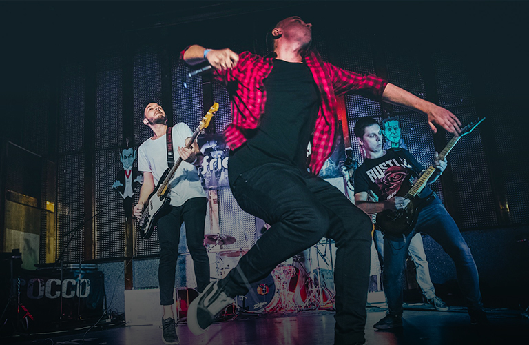 PLEASE PLEASE ME о рождении владимирского андеграунда и поп-панке после тридцати 