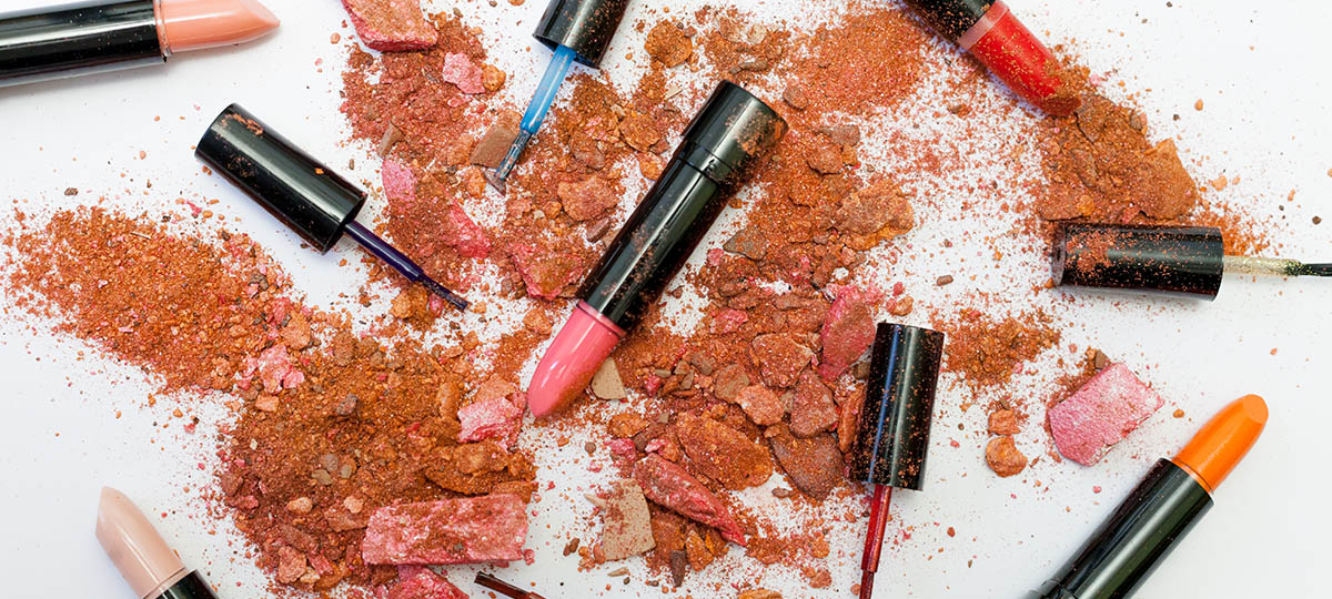 Проводим ревизию. Чего не должно быть в составе косметических средств?