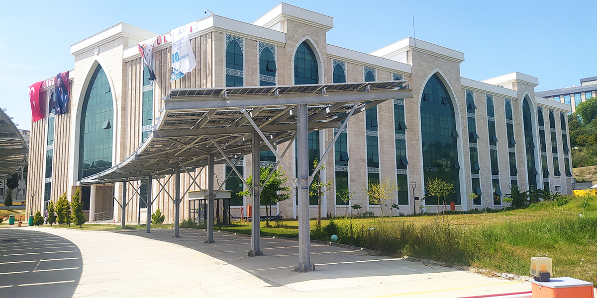 «Вначале ты никто». Музыкант из Владимира сломала стереотипы, добившись места в турецком университете