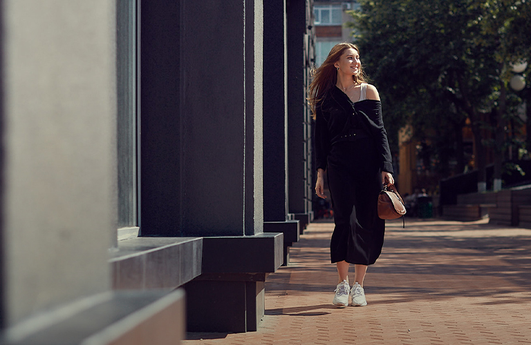 О свободе быть собой и гардеробе. Элементы стиля психолога Кристины Вдовиной